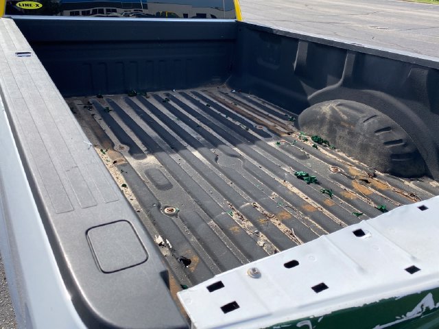 Used 2018 Ford F250 XL w/ Power Equipment Group RWD image 4