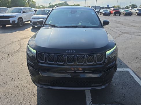 Used 2023 Jeep Compass High Altitude AWD/4WD image 9