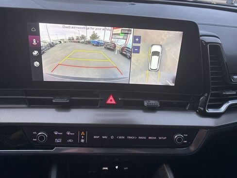 Certified 2023 Kia Sportage SX image 18