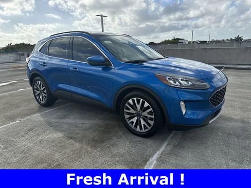 Used 2020 Ford Escape Titanium image 20