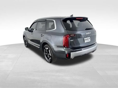Used 2024 Kia Telluride S w/ S Sunroof Package FWD image 9