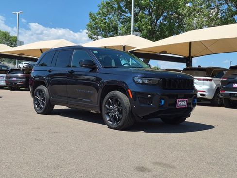 Used 2024 Jeep Grand Cherokee Limited 4xe AWD/4WD image 3