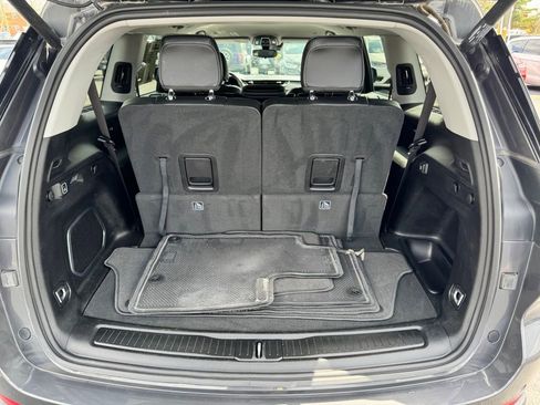 Used 2022 Jeep Grand Cherokee L Limited AWD/4WD image 17