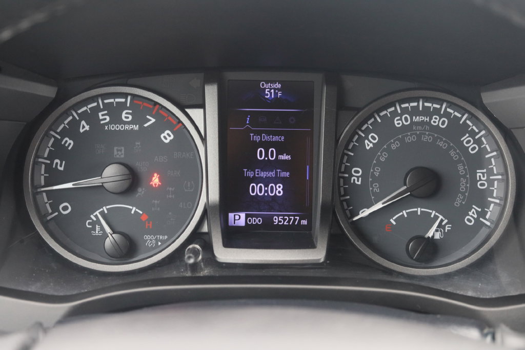 Used 2021 Toyota Tacoma TRD Sport w/ Technology Package AWD/4WD image 33