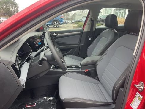 New 2026 Volkswagen Jetta SE FWD image 20