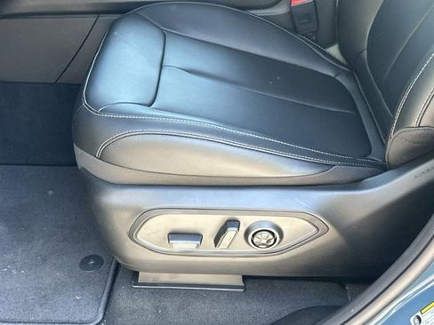 New 2026 Jeep Grand Cherokee Limited RWD image 10