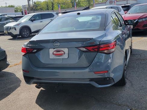 Used 2024 Nissan Sentra SR FWD image 8