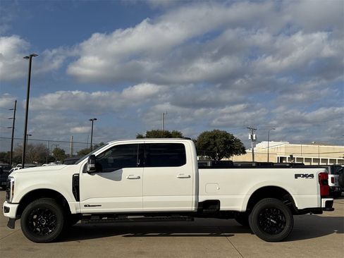 New 2026 Ford F350 Lariat w/ Black Appearance Package image 28