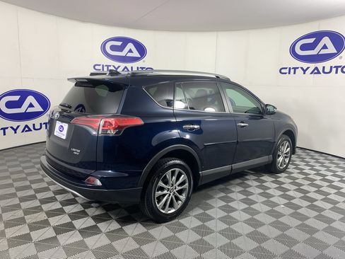 Used 2017 Toyota RAV4 Limited AWD/4WD image 3