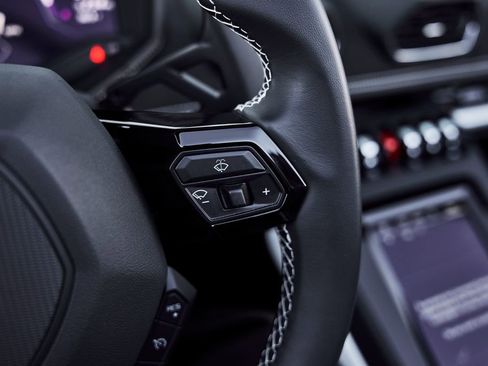 Used 2024 Lamborghini Huracan EVO image 51