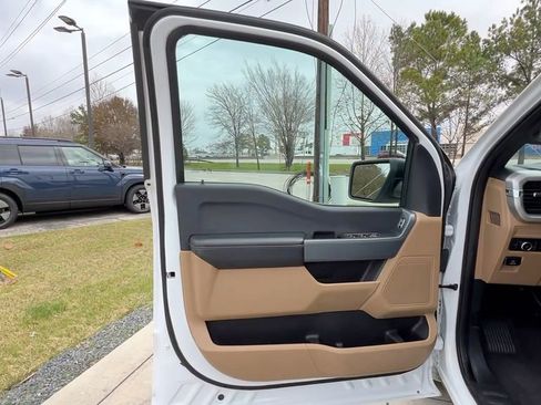 Used 2023 Ford F150 XLT image 36