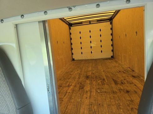 Used 2018 Chevrolet Express 3500 Extended w/ Power Convenience Package image 23