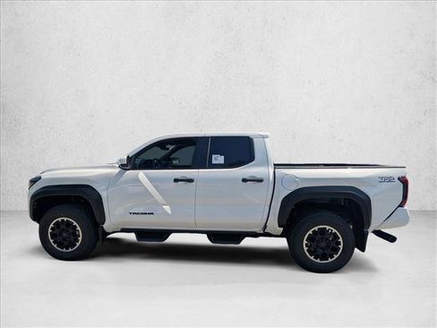 New 2026 Toyota Tacoma 4x4 Double Cab image 5