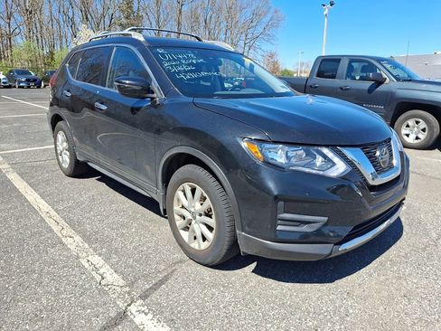 Used 2020 Nissan Rogue AWD image 3