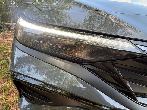 New 2026 Hyundai Elantra Limited FWD image 14