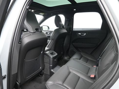 New 2026 Volvo XC60 T8 Ultra w/ Climate Package AWD/4WD image 22