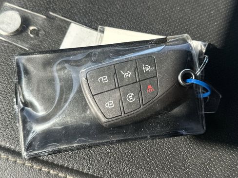 Used 2025 Chevrolet Suburban Premier image 35