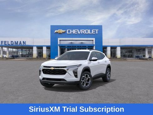 New 2026 Chevrolet Trax LT w/ Driver Confidence Package FWD image 9