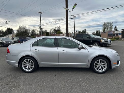 Used 2011 Ford Fusion SEL w/ Moons & Tunes Pkg FWD image 5