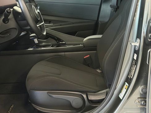 Certified 2024 Hyundai Elantra SEL w/ Convenience Package FWD image 12