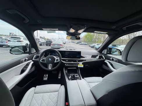 New 2026 BMW X5 M60i AWD/4WD image 18