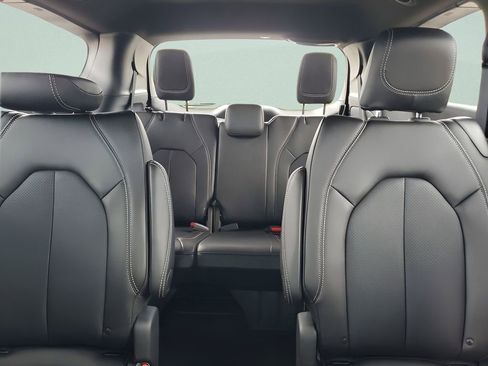 New 2026 Chrysler Voyager LX image 13