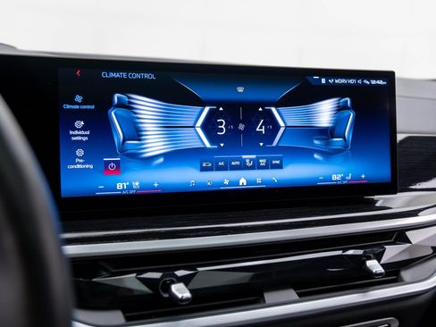 Certified 2025 BMW X5 M60i image 25