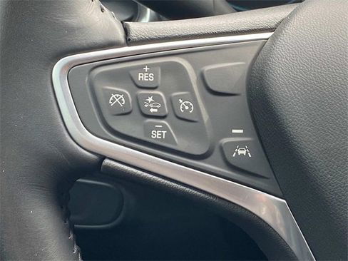 Used 2022 Chevrolet Equinox LT image 18