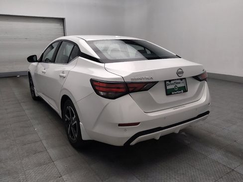 Used 2024 Nissan Sentra SV FWD image 5