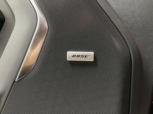 Used 2024 Chevrolet Suburban High Country w/ Advanced Technology Package image 32