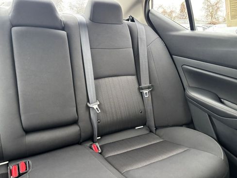 Used 2025 Nissan Altima 2.5 SV image 37