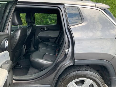 Used 2024 Jeep Compass Latitude w/ Altitude Special Edition AWD/4WD image 24