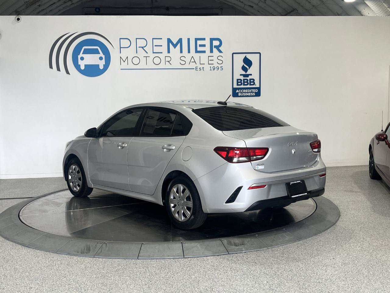 Used 2022 Kia Rio LX FWD image 3