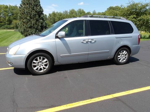 Used 2006 Kia Sedona EX FWD image 9