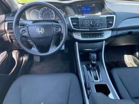 Used 2015 Honda Accord LX image 9