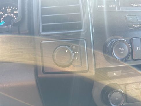 Used 2015 Ford F150 XL w/ Equipment Group 101A Mid image 14