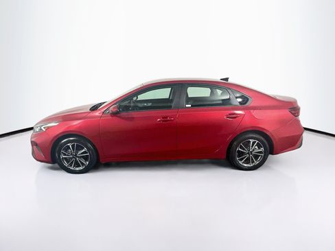 Used 2024 Kia Forte LXS FWD image 4