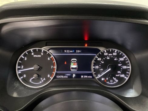 Used 2024 Nissan Rogue SV image 27