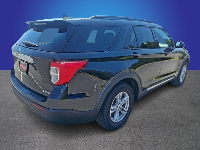 Used 2023 Ford Explorer XLT AWD/4WD image 4