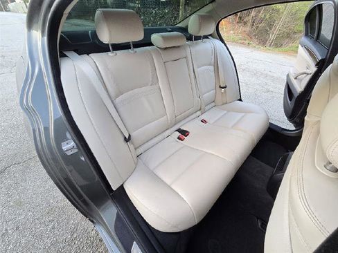 Used 2014 BMW 535i Sedan image 19