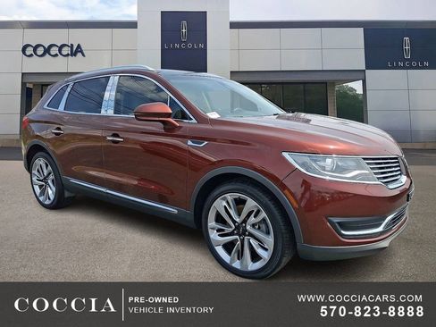 Used 2016 Lincoln MKX Reserve w/ Climate Package AWD/4WD image 3