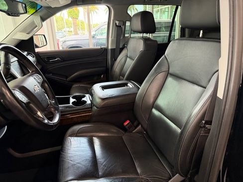 Used 2019 Chevrolet Tahoe LT w/ Z71 Midnight Edition AWD/4WD image 9