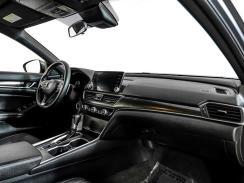 Used 2019 Honda Accord Sport image 11