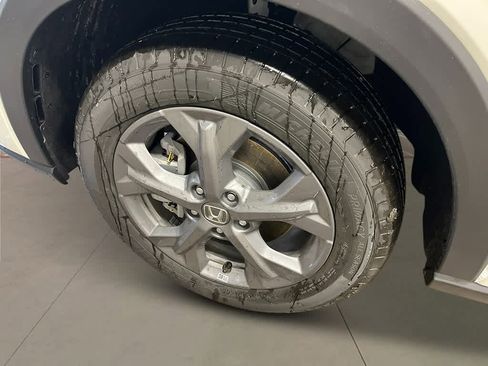 New 2026 Honda HR-V LX image 10