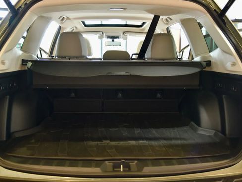 Used 2020 Subaru Forester Limited image 24