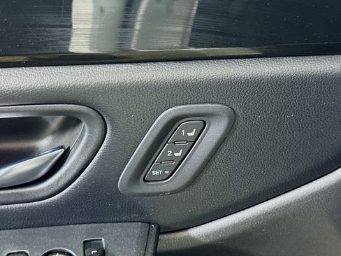 Used 2023 Honda Pilot Touring image 22