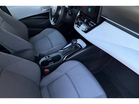 Certified 2026 Toyota Corolla SE FWD image 16