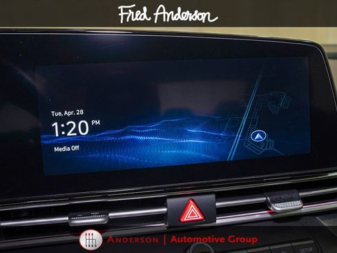 Used 2025 Hyundai Elantra SEL FWD image 13
