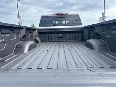 New 2026 Chevrolet Silverado 3500 LT w/ All Star Edition AWD/4WD image 10