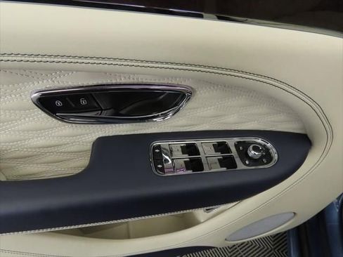 New 2026 Bentley Bentayga Speed image 23